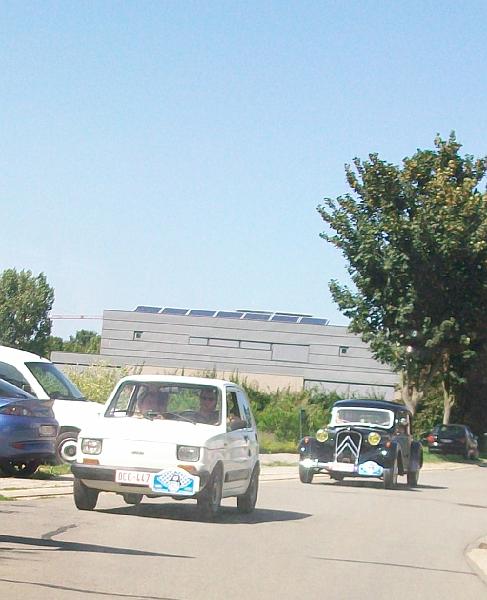 Wie rijd hier de verkeerde kant uit.JPG